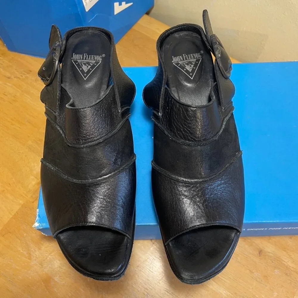 Fluevog Prepare Advisors - Picture 7 of 10